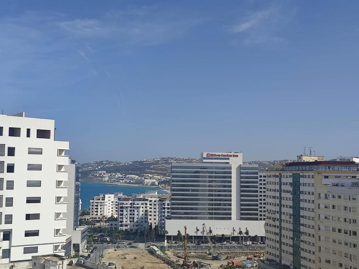 Ferienwohnung Ap 2Ch City Centre Parking En Face Hilton A Cote Du Plage Tanger Exterior foto